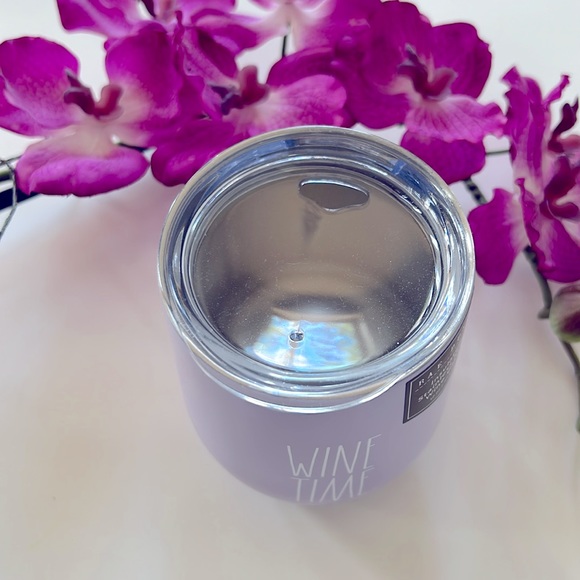 Rae Dunn Insulated Stainless Steel Wine Glass with lid - Picture 4 of 4